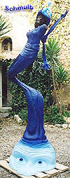 Sculpture en gaufrage de papier mach�. 3.20m de haut